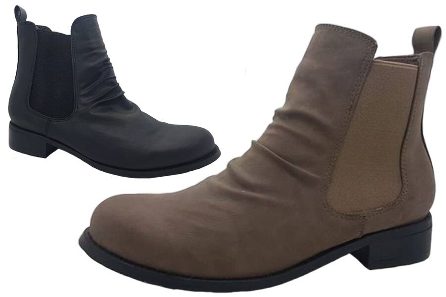 ladies black boots size 6